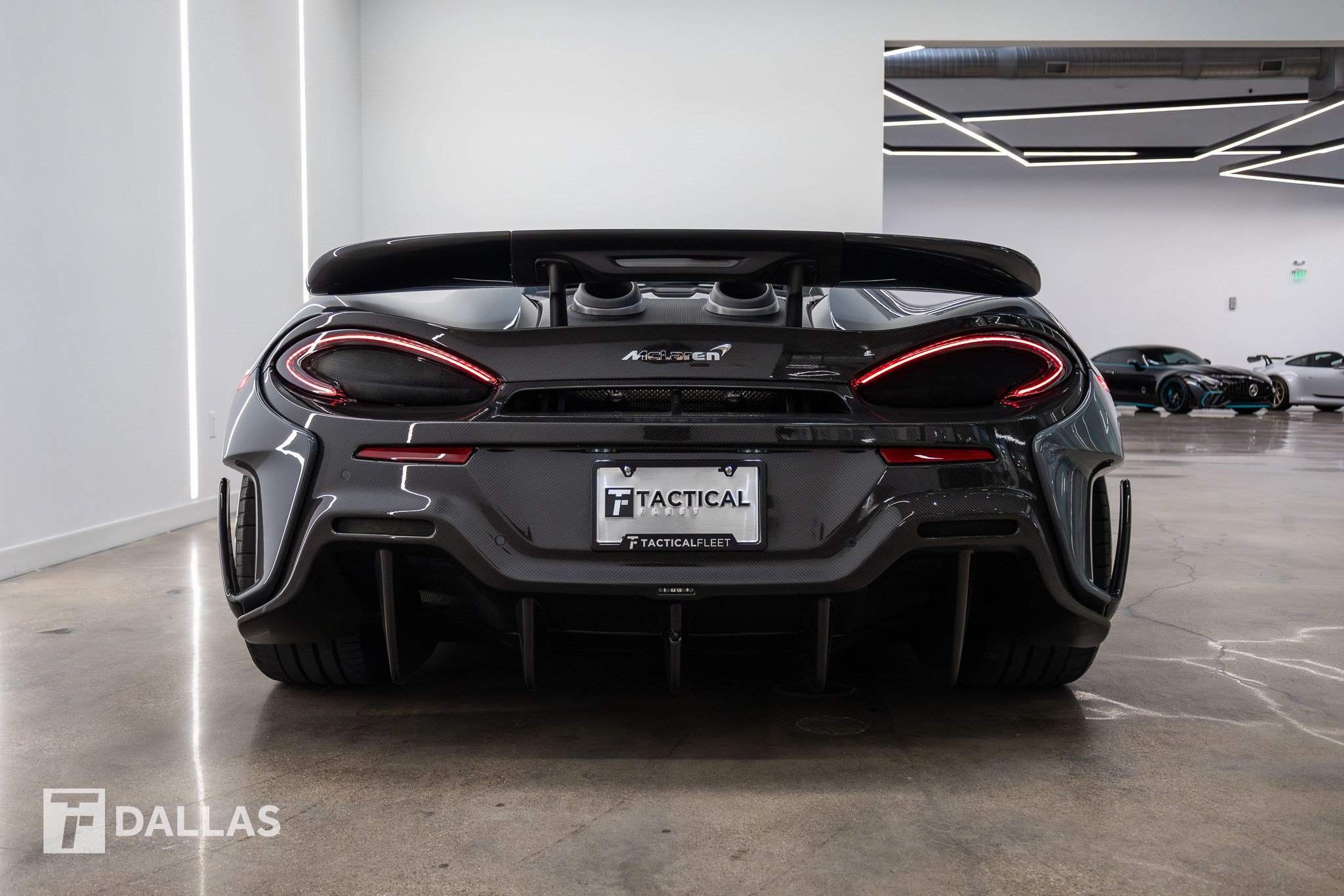 Used 2020 McLaren 600LT Spider RWD image 19