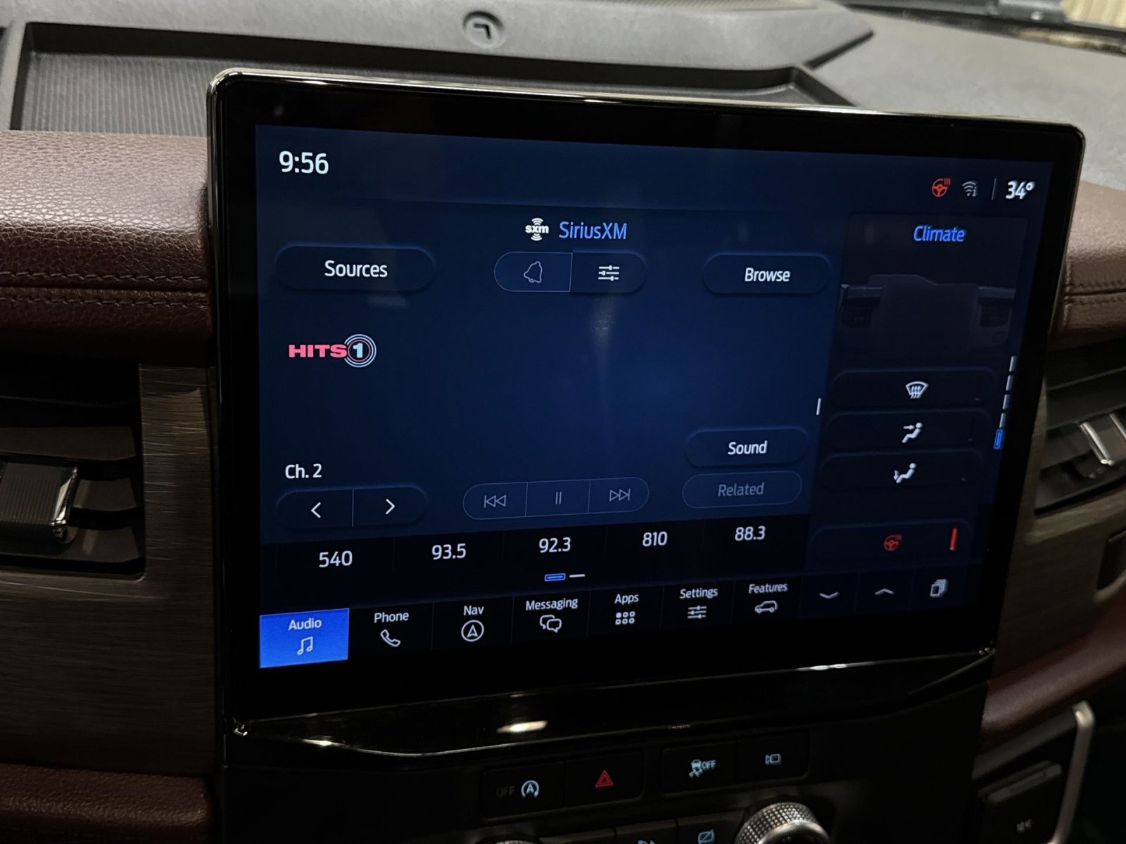 Used 2024 Ford Expedition Limited image 18