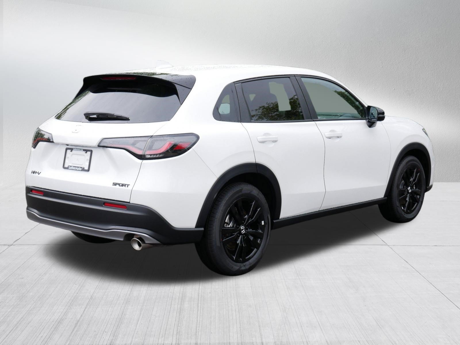 Certified 2027 Honda HR-V Sport image 7