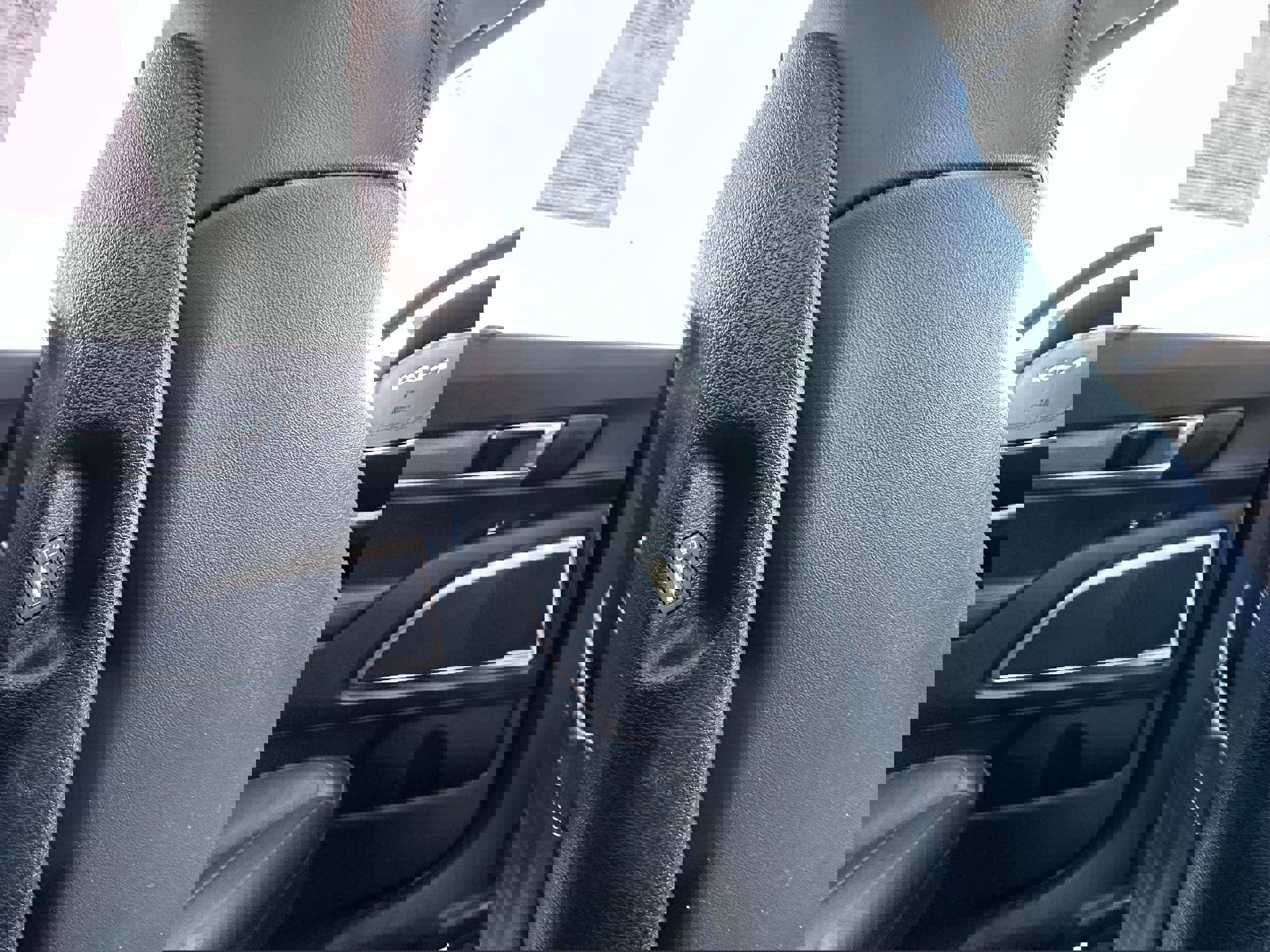 Used 2022 Kia Telluride SX w/ SX Prestige Package image 22