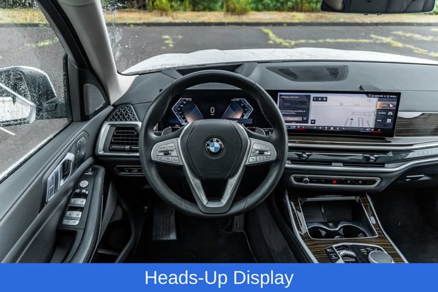 Used 2026 BMW X7 xDrive40i AWD/4WD image 32