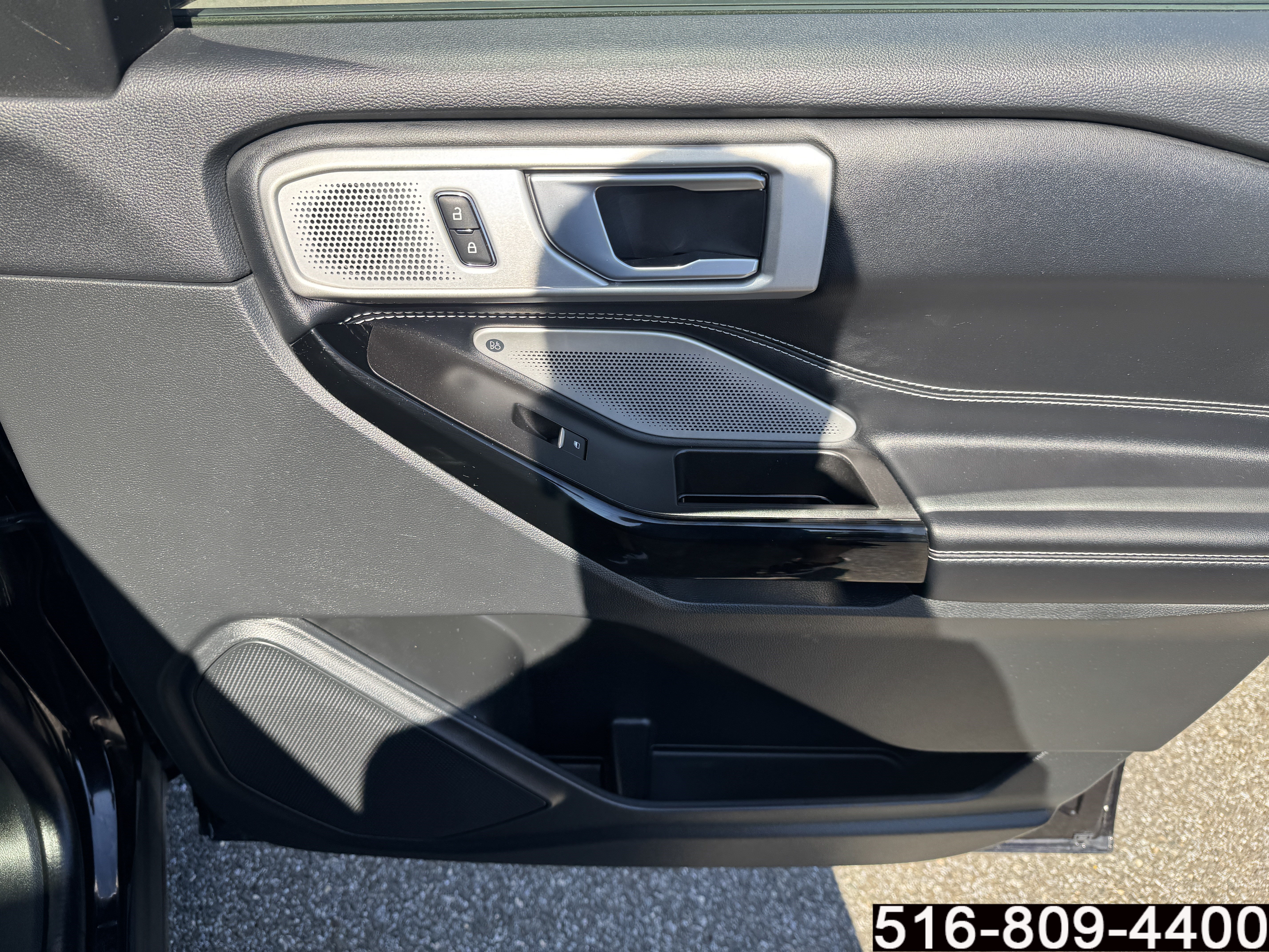 Used 2022 Ford Explorer ST w/ Equipment Group 401A AWD/4WD image 28