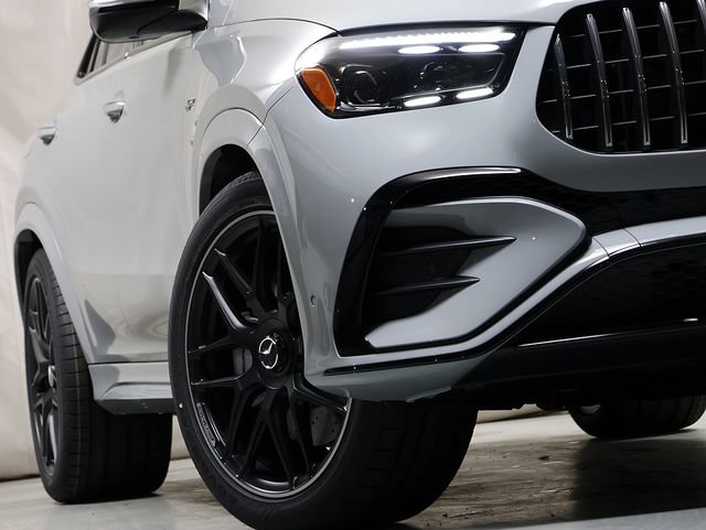 New 2026 Mercedes-Benz GLE 53 AMG 4MATIC Coupe image 4