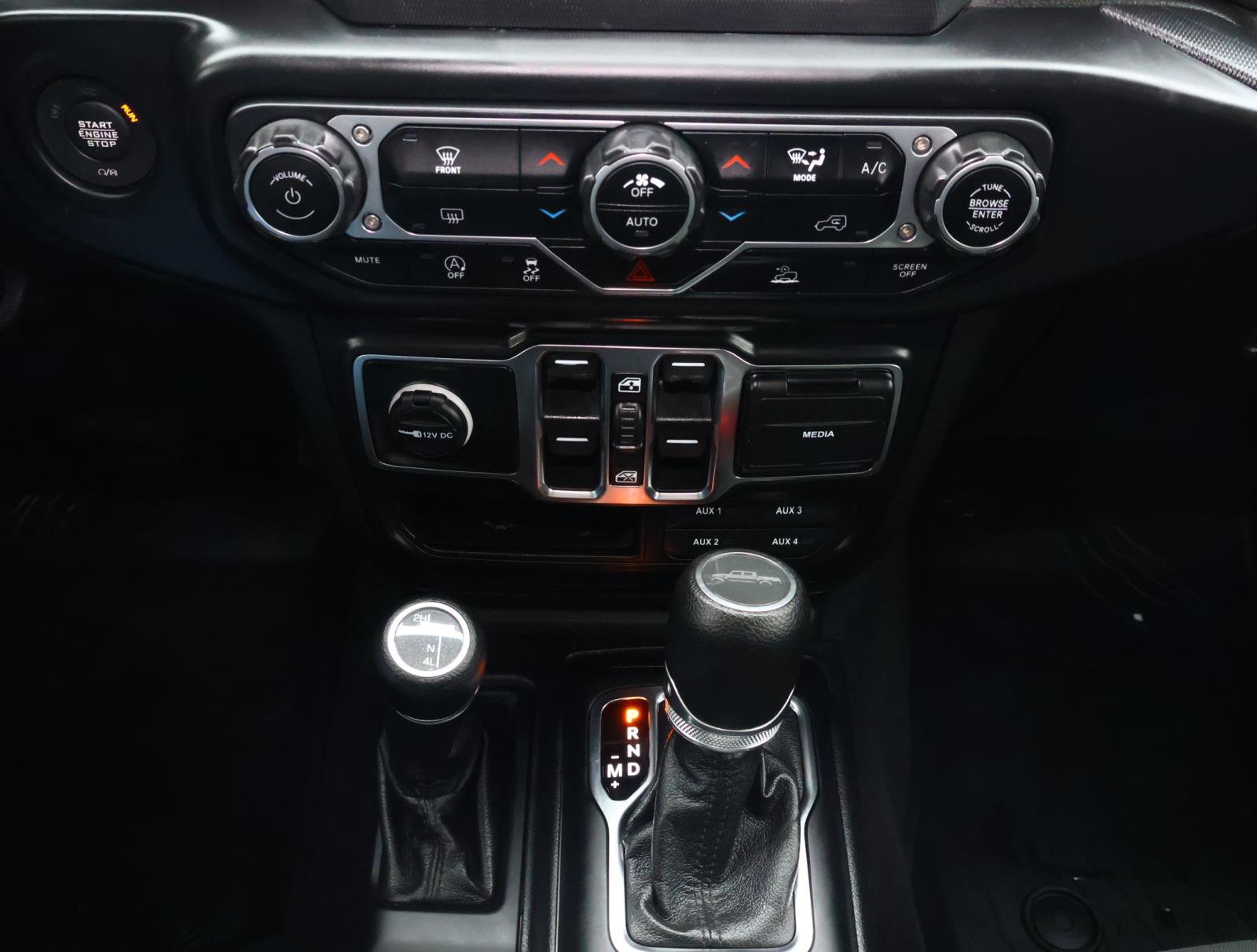 Used 2021 Jeep Gladiator Willys image 26