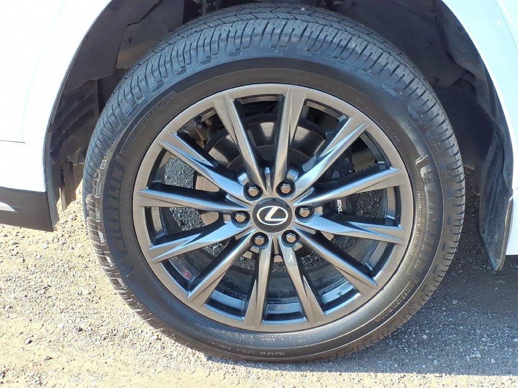 Used 2024 Lexus LX 600 F Sport AWD/4WD image 9