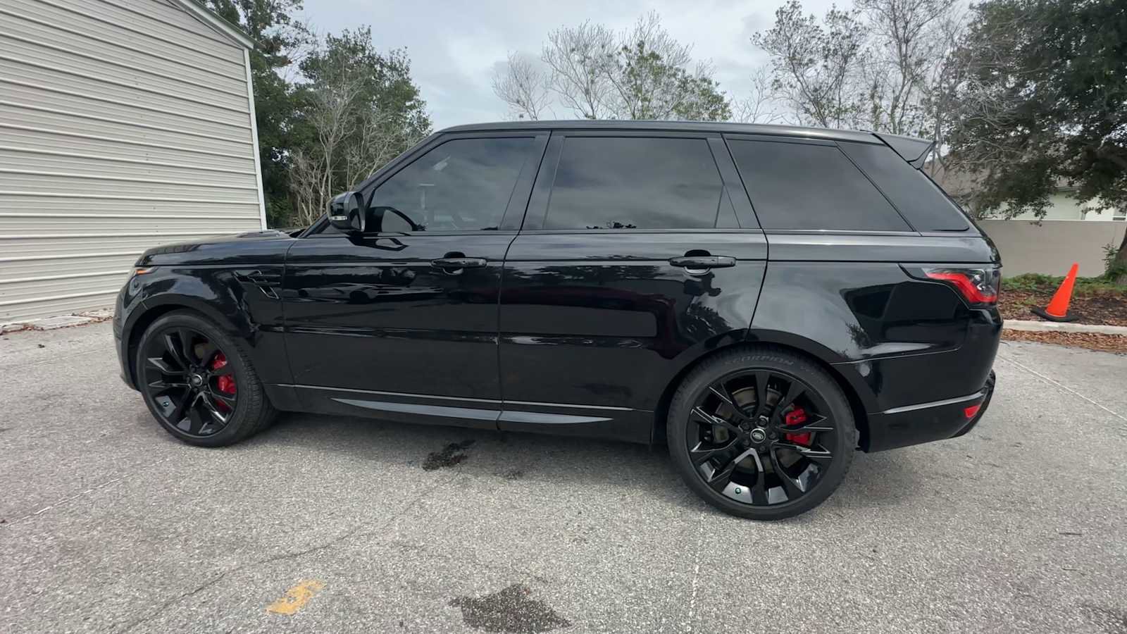 Used 2020 Land Rover Range Rover Sport HST AWD/4WD image 6