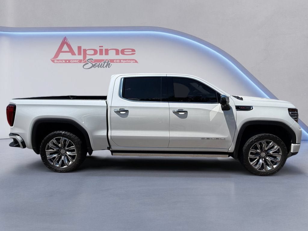 Used 2023 GMC Sierra 1500 Denali w/ Denali Reserve Package AWD/4WD image 6