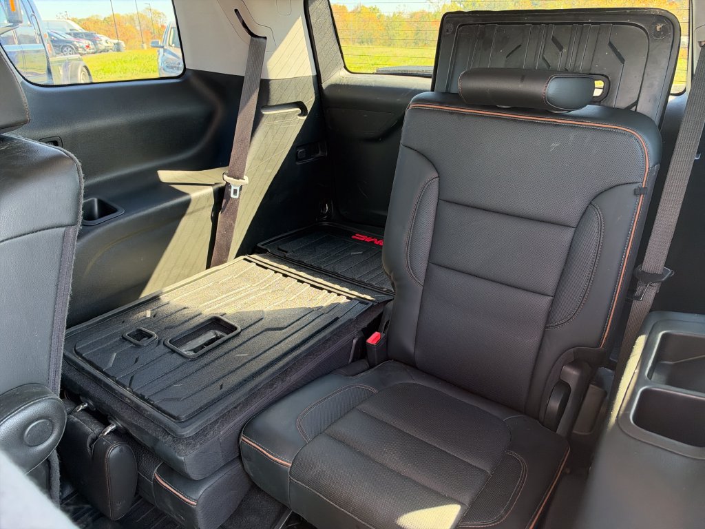 Used 2022 GMC Acadia AT4 w/ GMC Pro Grade Package AWD/4WD image 25