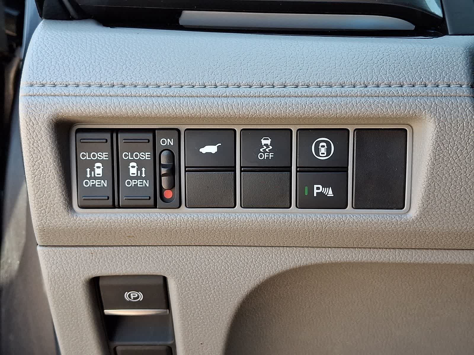 Used 2023 Honda Odyssey Elite image 27