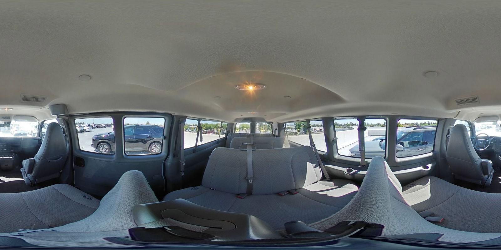 Used 2025 GMC Savana 3500 LT w/ LT Preferred Equipment Group RWD image 40