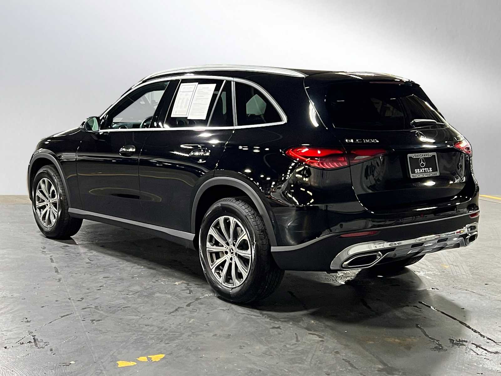 Used 2026 Mercedes-Benz GLC 300 4MATIC image 5