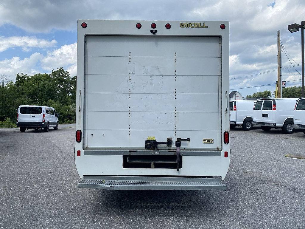 Used 2023 Chevrolet Express 3500 w/ Power Convenience Package RWD image 5