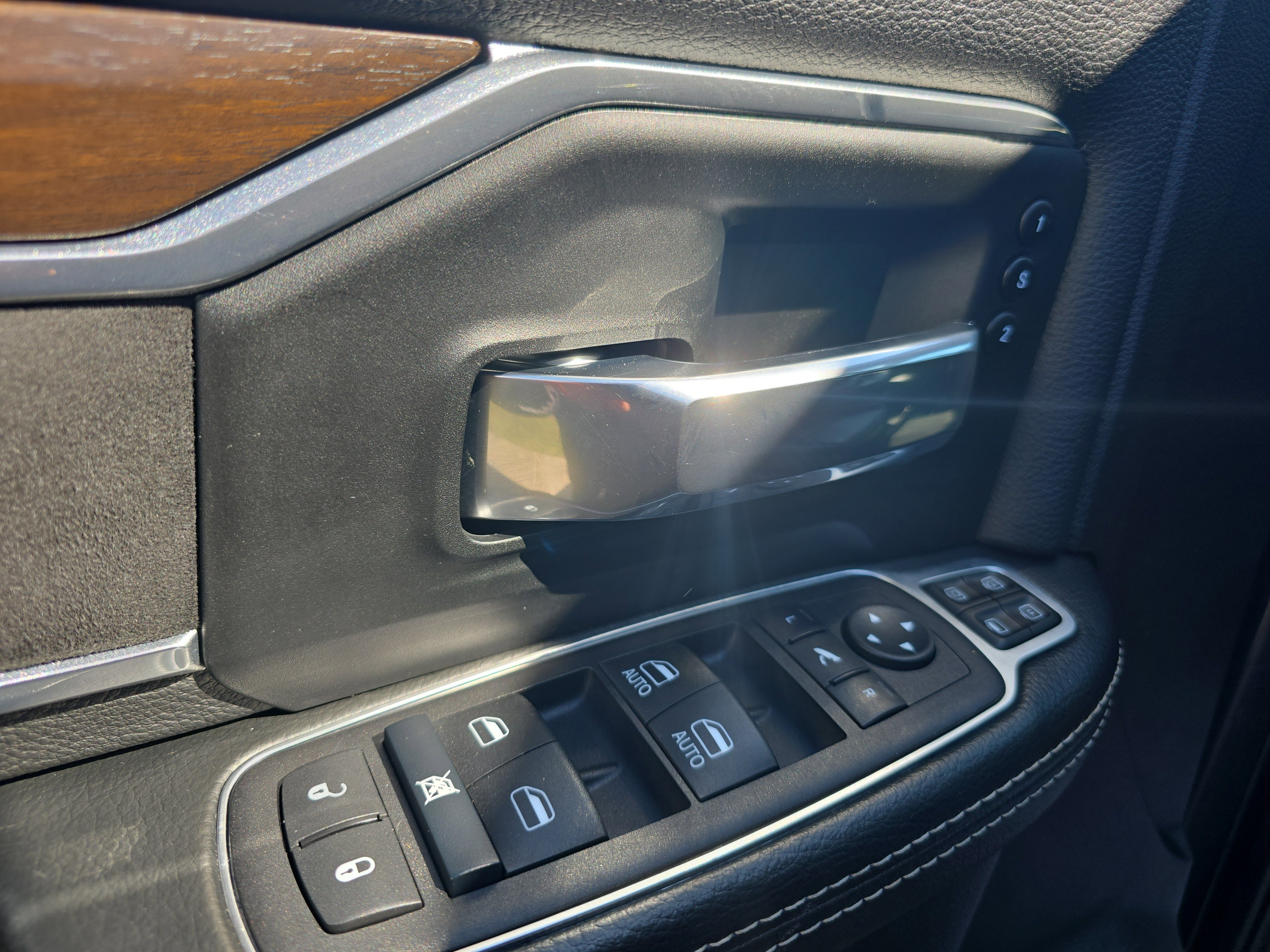 Used 2024 RAM 2500 Laramie image 18