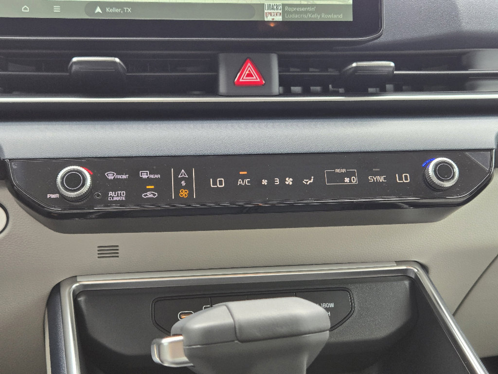 New 2026 Kia Carnival EX image 14