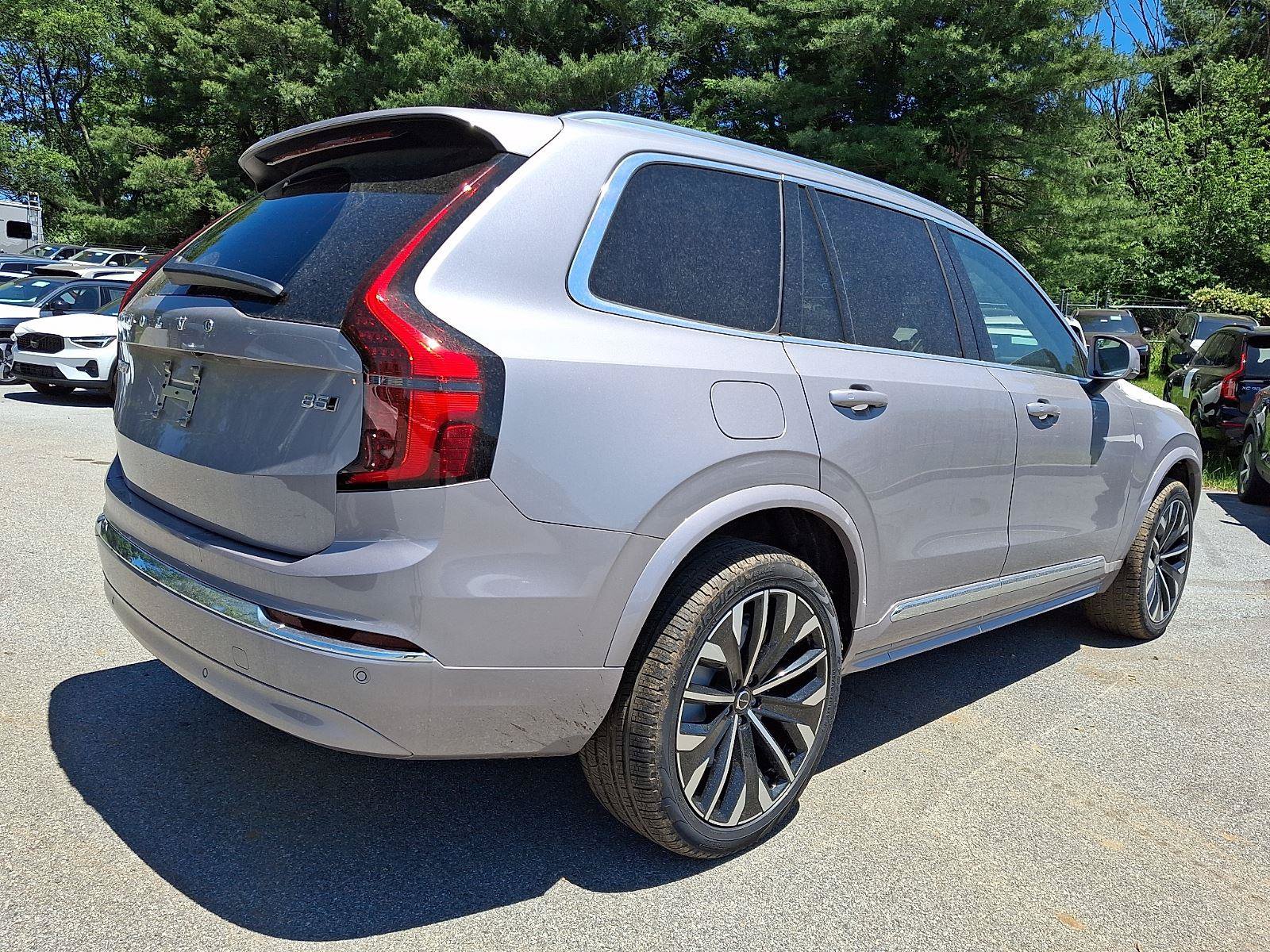 New 2026 Volvo XC90 B5 Core AWD/4WD image 4