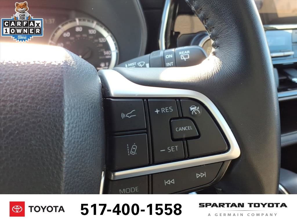 Used 2023 Toyota Highlander LE image 15