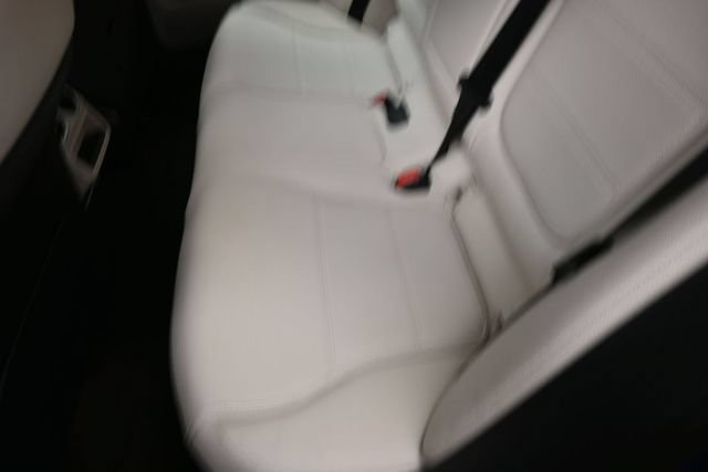 Used 2025 Mercedes-Benz C 300 Sedan image 48