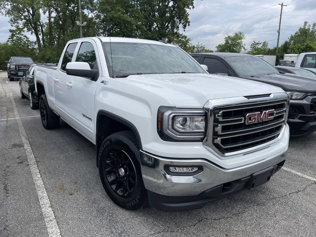 Used 2019 GMC Sierra 1500 SLE w/ SLE Value Package AWD/4WD image 14