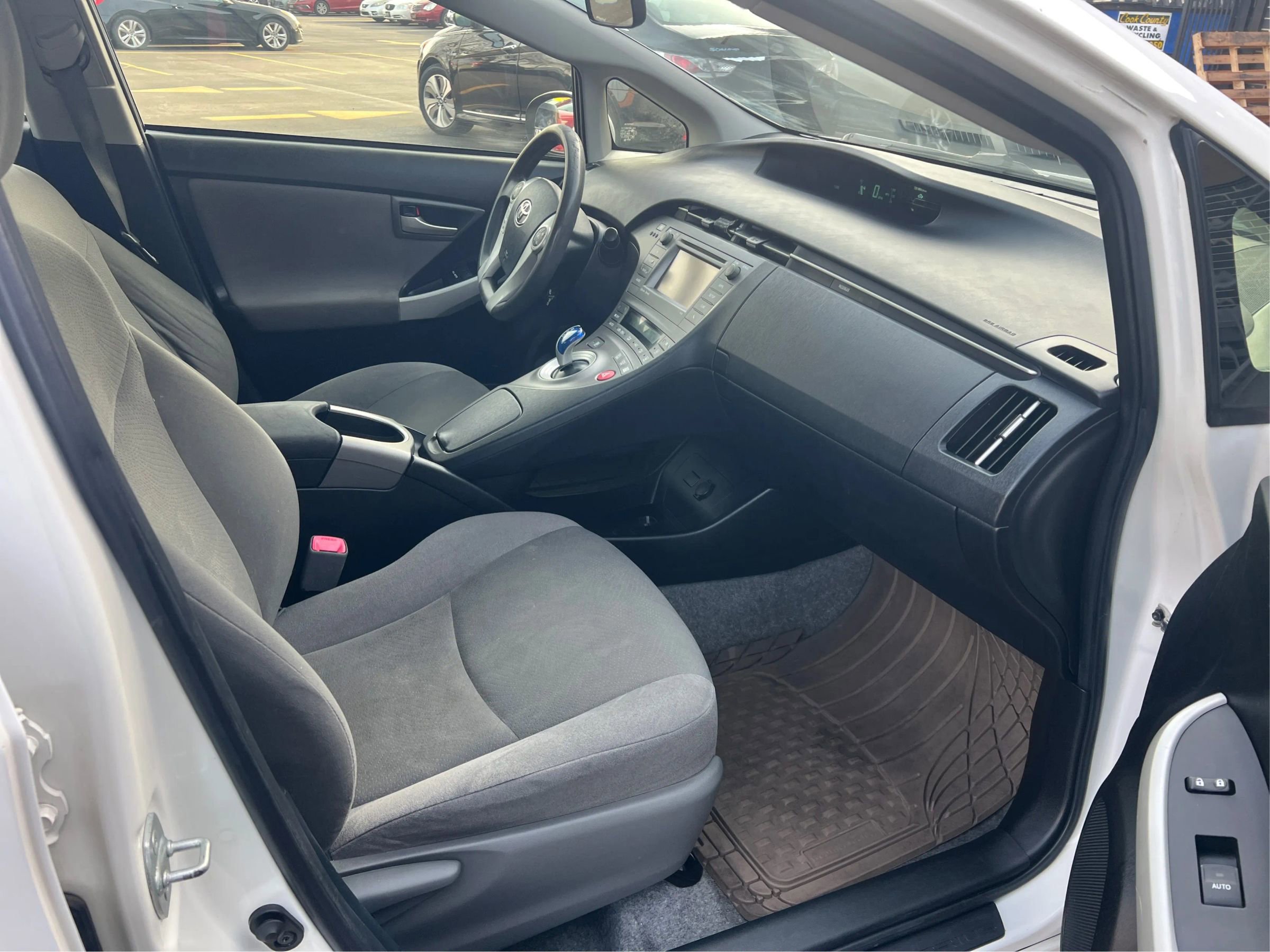 Used 2012 Toyota Prius Three image 23