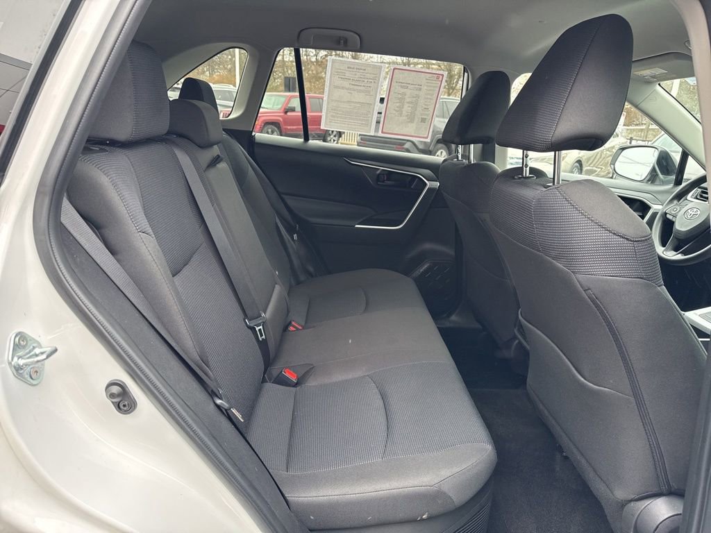 Certified 2025 Toyota RAV4 LE image 23