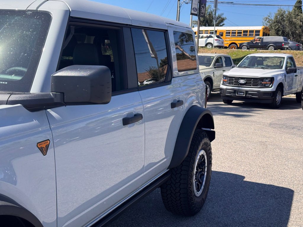 New 2026 Ford Bronco Badlands w/ Sasquatch Package AWD/4WD image 9
