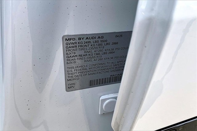 New 2025 Audi Q5 2.0T Premium image 12