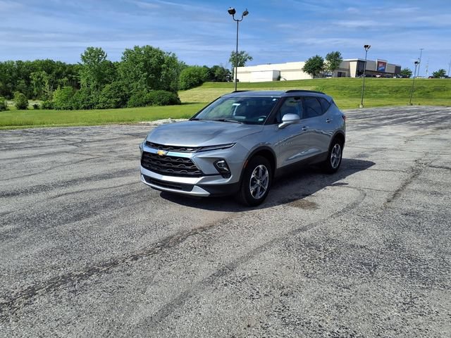 Used 2024 Chevrolet Blazer LT w/ Convenience Package FWD image 14