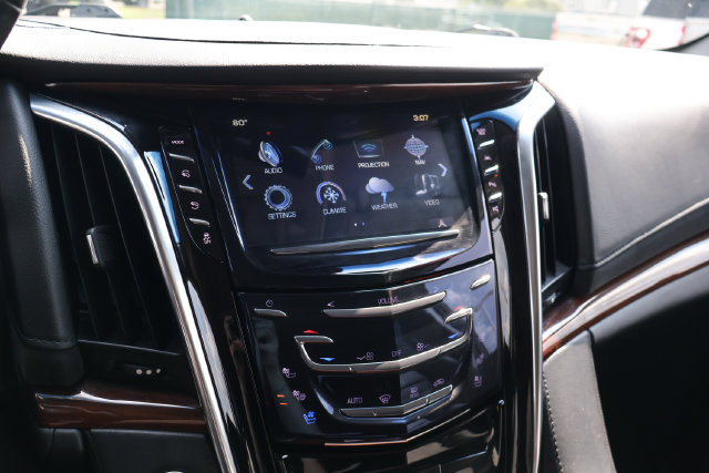 Used 2019 Cadillac Escalade ESV Premium Luxury RWD image 14