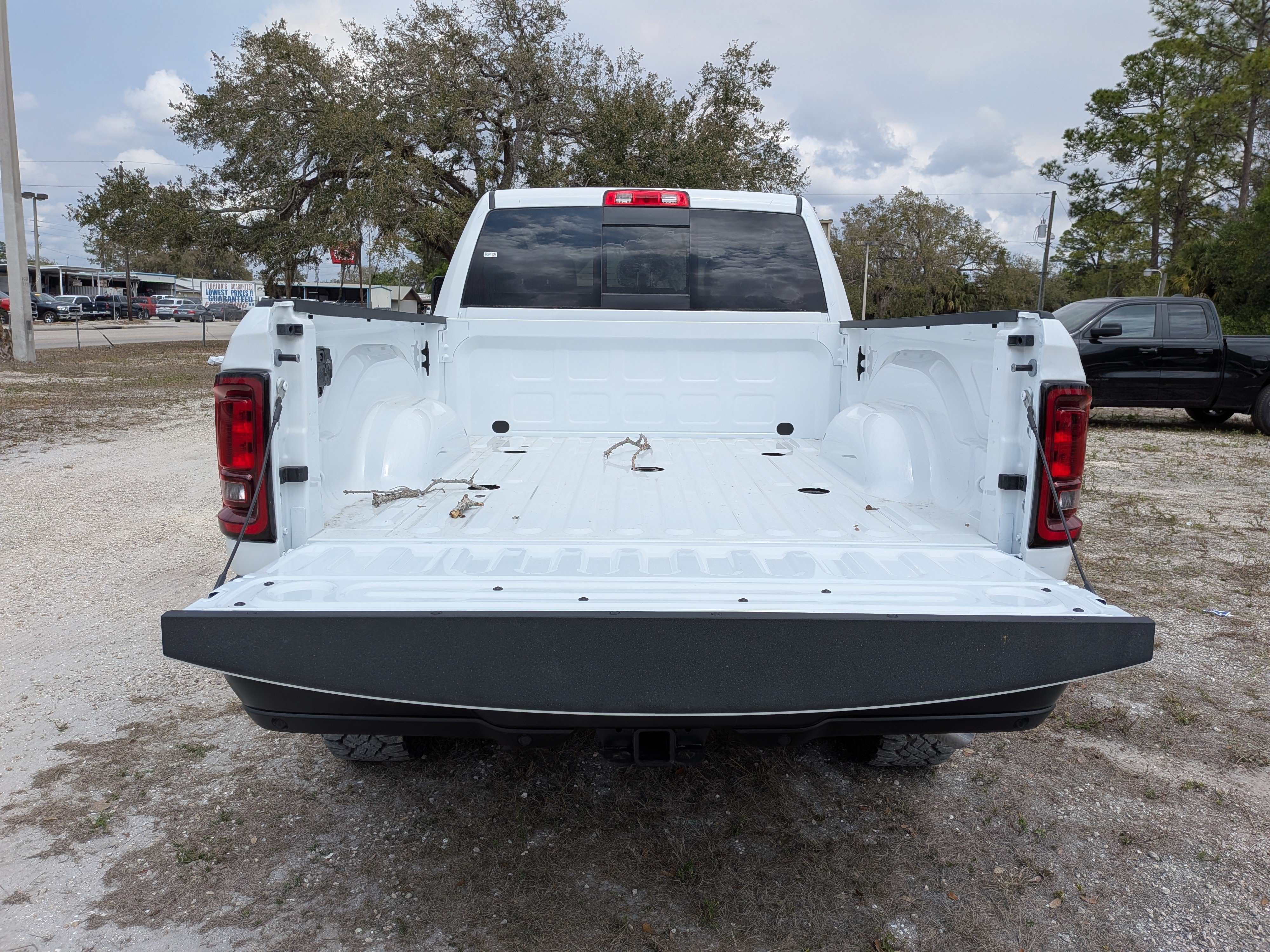 New 2026 RAM 2500 Warlock AWD/4WD image 12