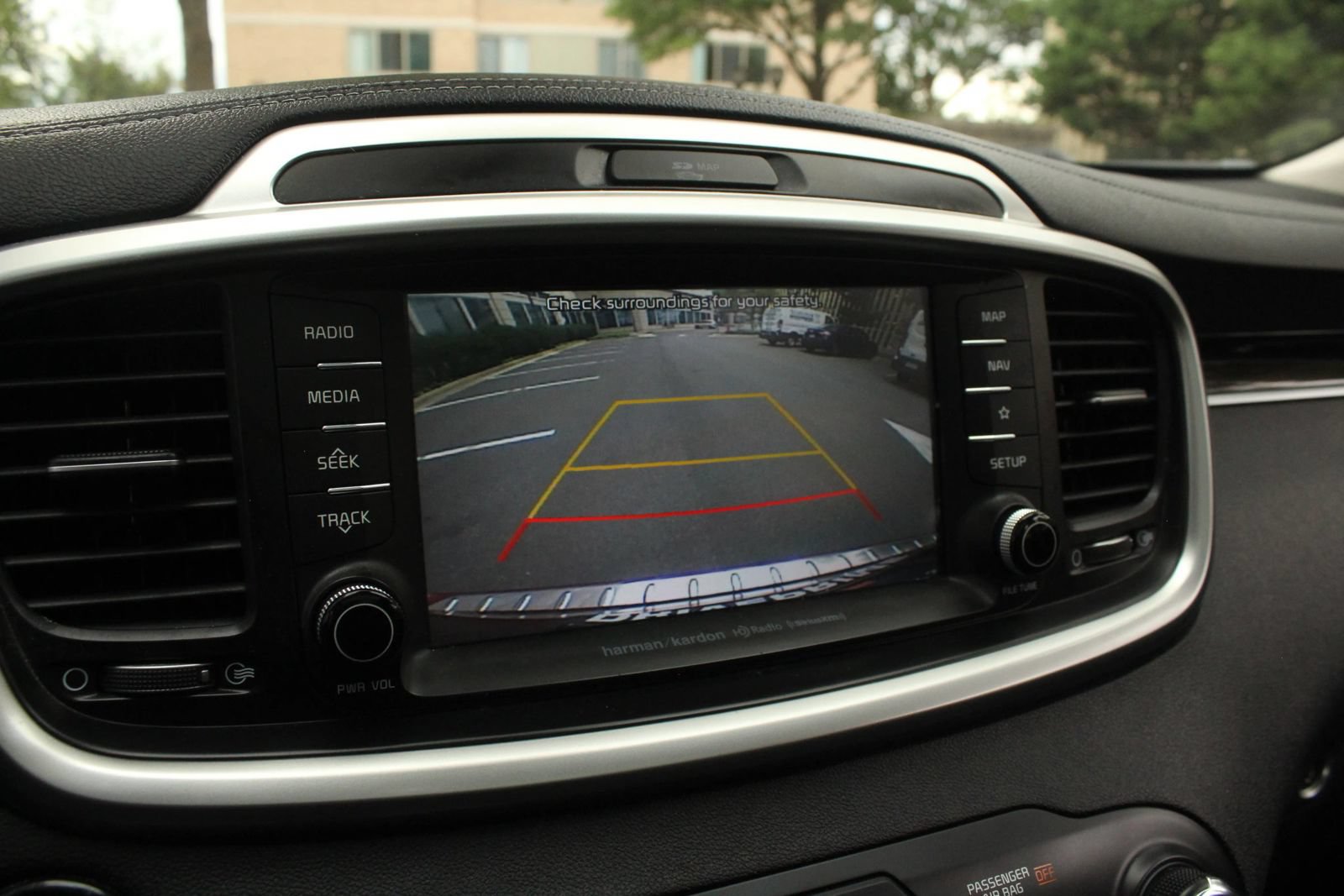 Used 2019 Kia Sorento FWD image 36