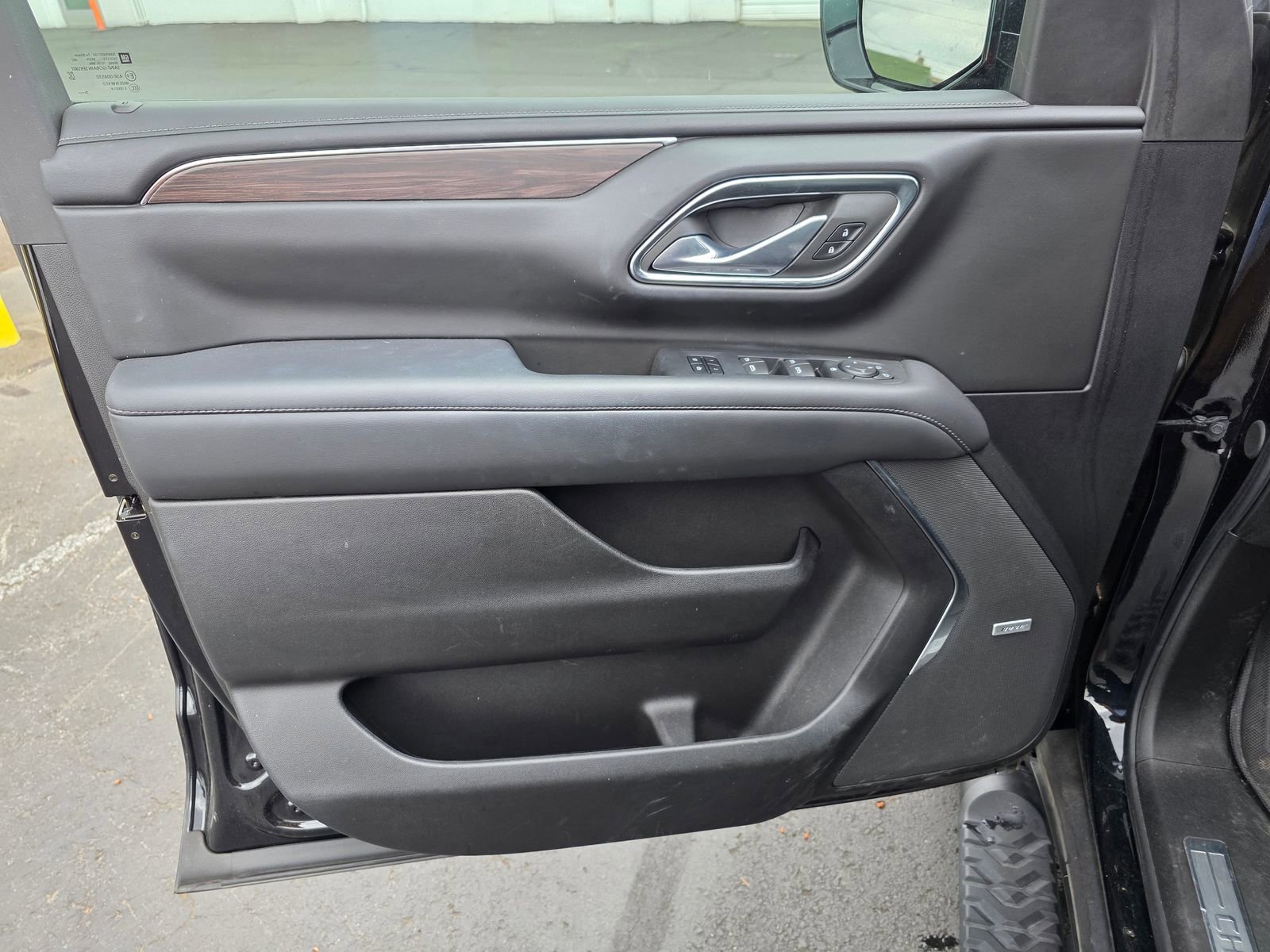Used 2023 Chevrolet Tahoe Z71 AWD/4WD image 9