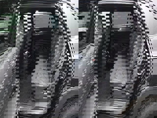 New 2026 Volkswagen Atlas Cross Sport SE image 11