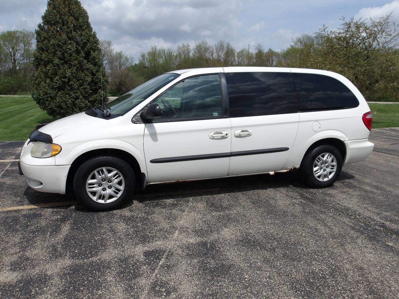 Used 2003 Dodge Grand Caravan Sport image 9