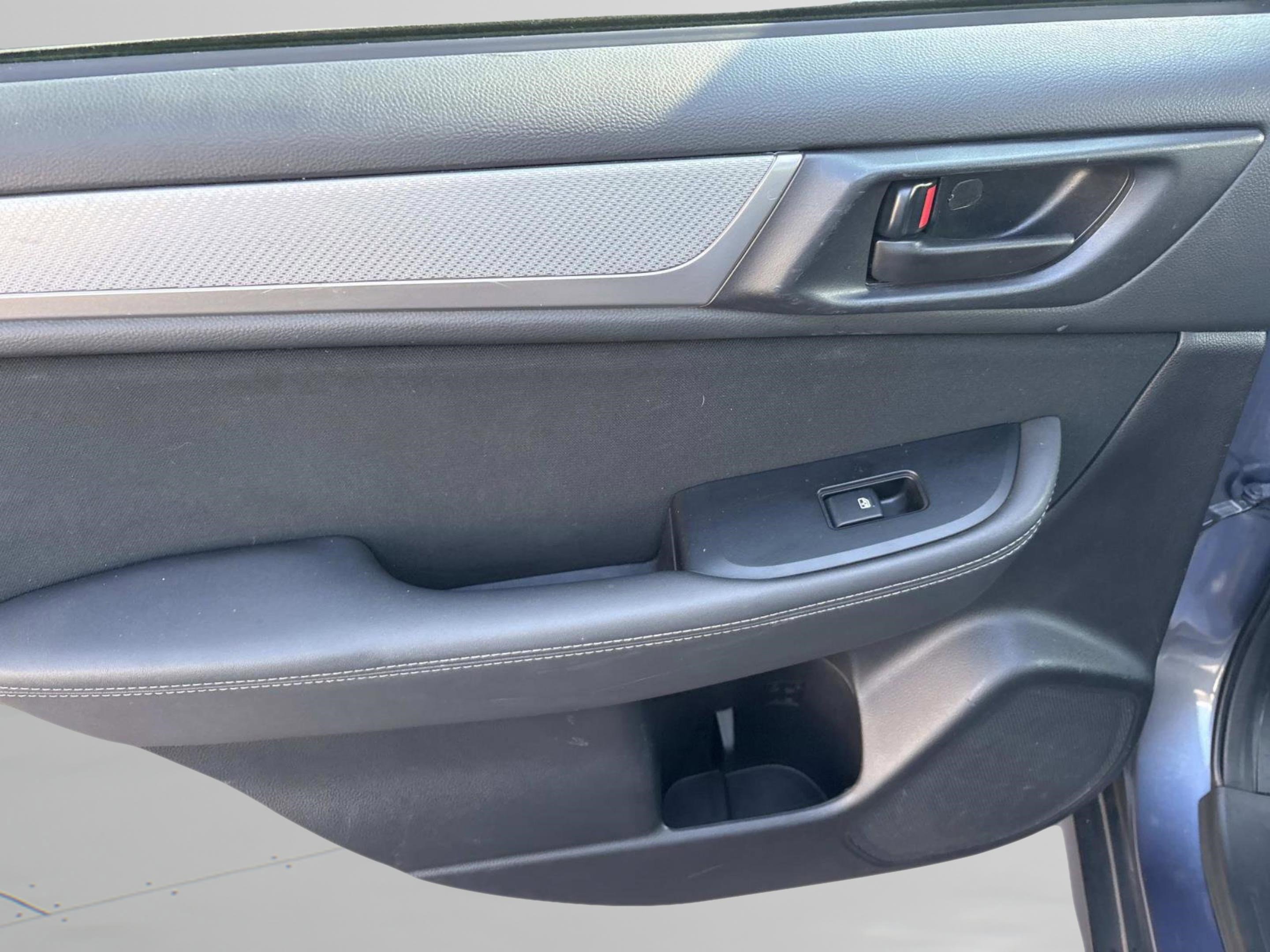 Used 2017 Subaru Outback 2.5i image 18