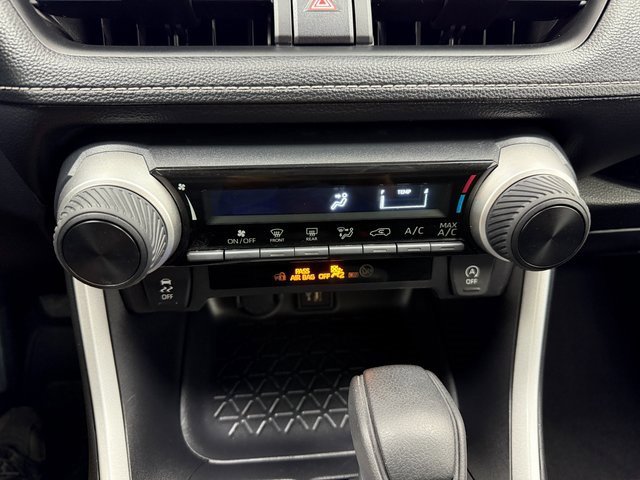 Used 2025 Toyota RAV4 LE image 18