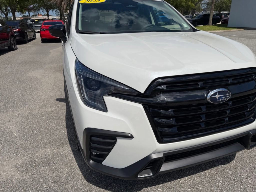 Used 2025 Subaru Ascent Onyx Edition AWD/4WD image 11