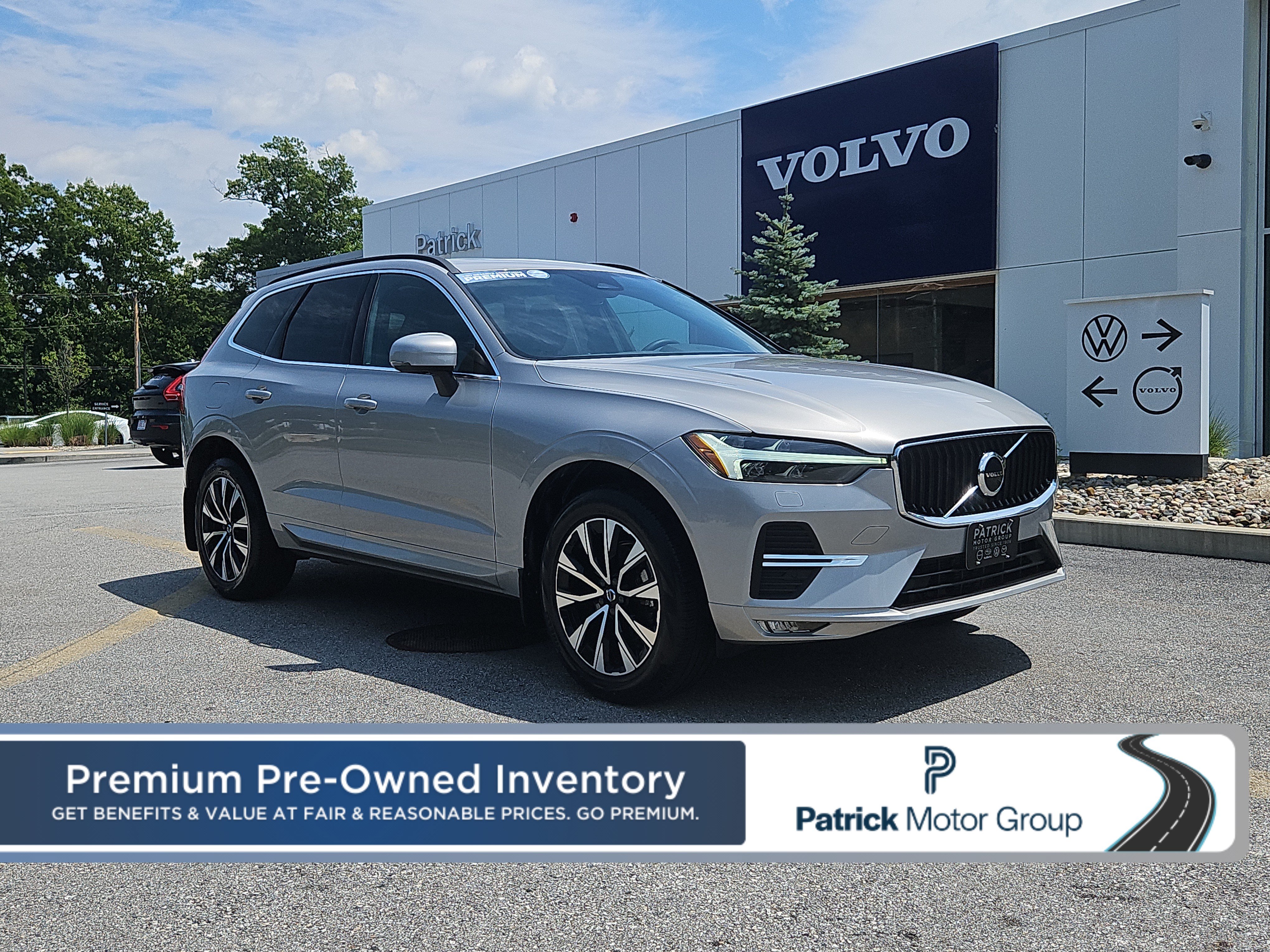 Used 2023 Volvo XC60 B5 Core w/ Climate Package AWD/4WD image 1