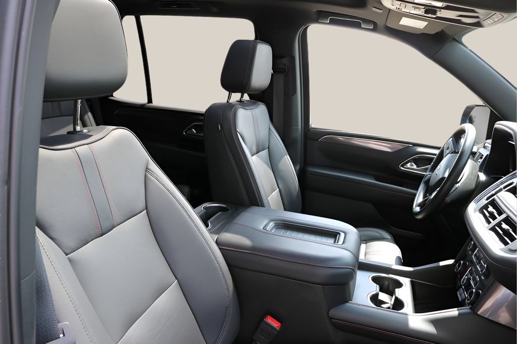 Used 2024 Chevrolet Tahoe RST w/ Luxury Package AWD/4WD image 23