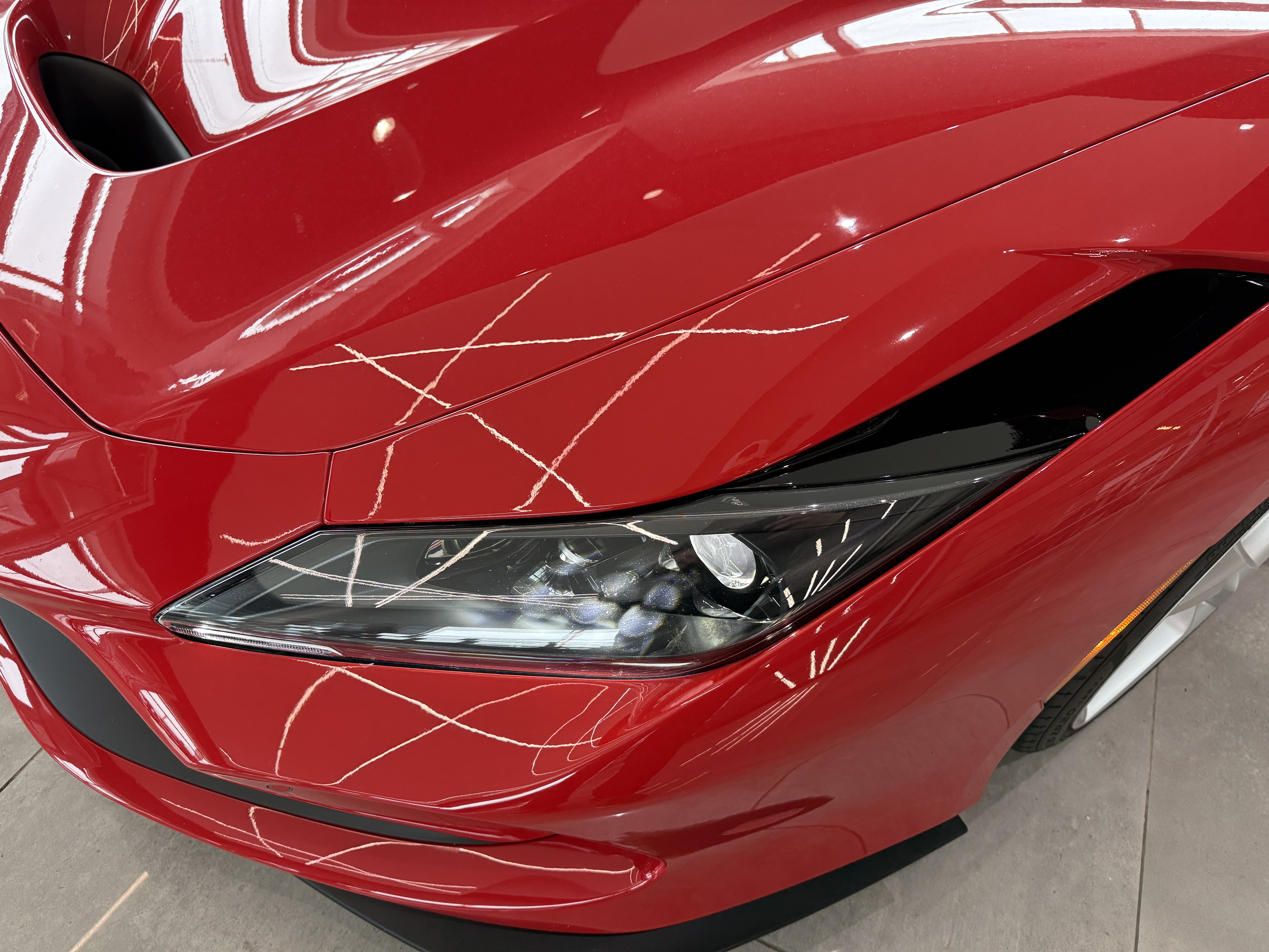 Used 2021 Ferrari F8 Tributo RWD image 33