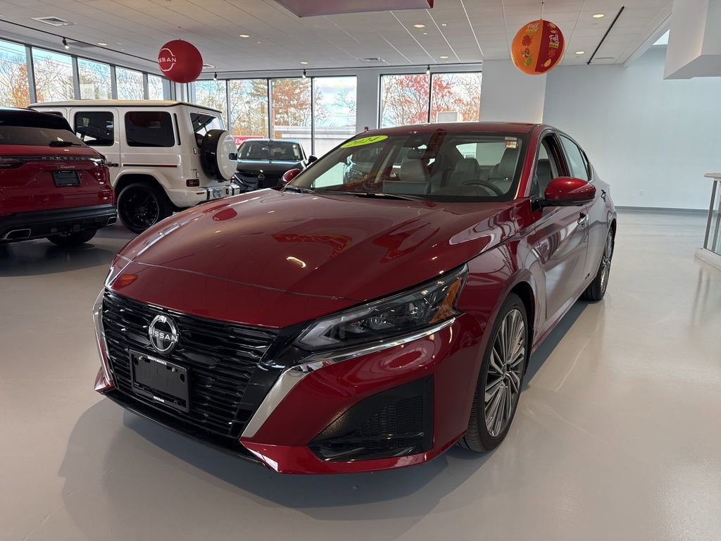 Used 2024 Nissan Altima 2.5 SL