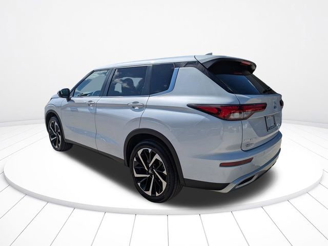 Used 2024 Mitsubishi Outlander SE FWD image 6