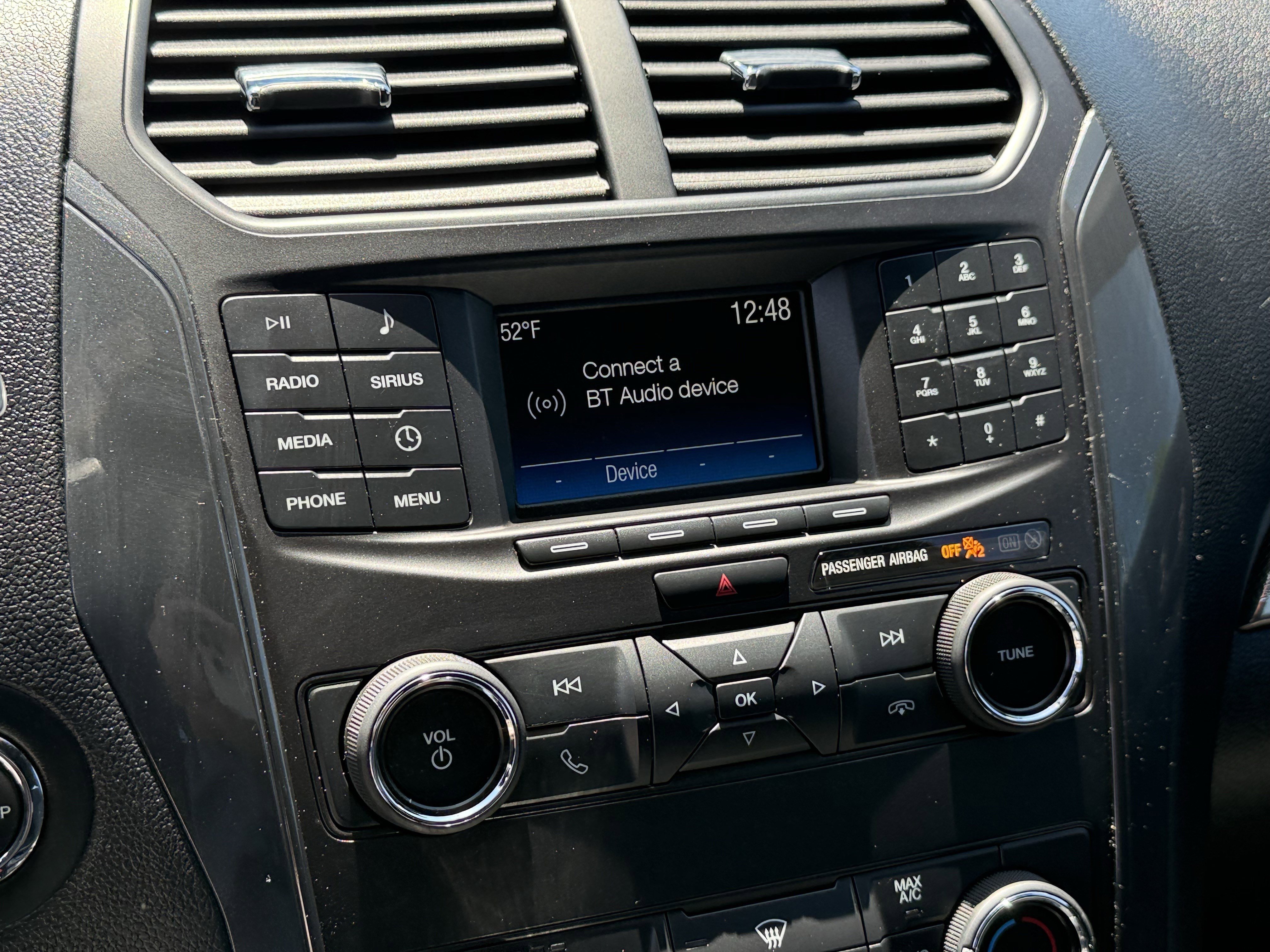 Used 2018 Ford Explorer XLT image 20