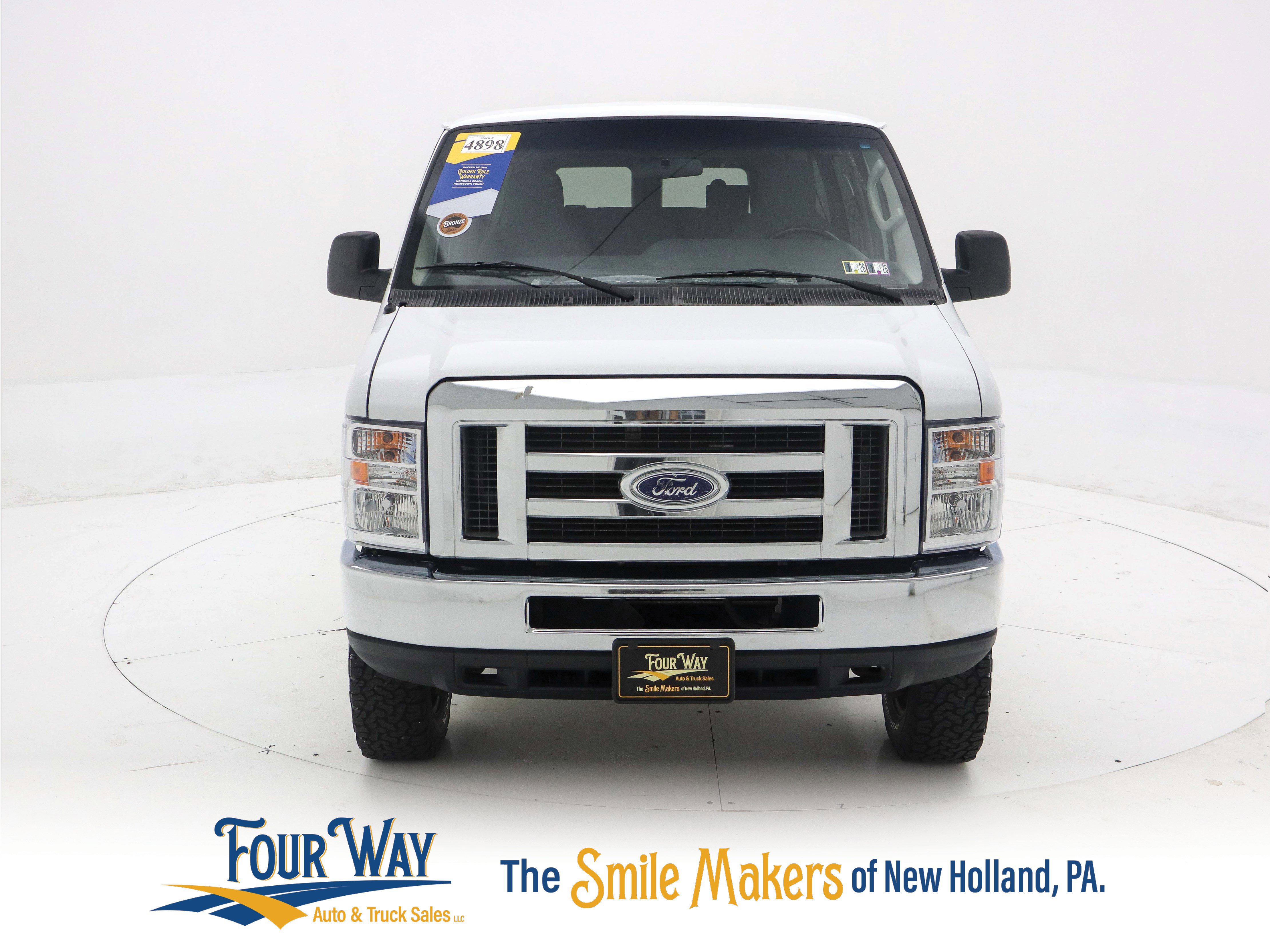 Used 2013 Ford E-350 and Econoline 350 XLT image 9