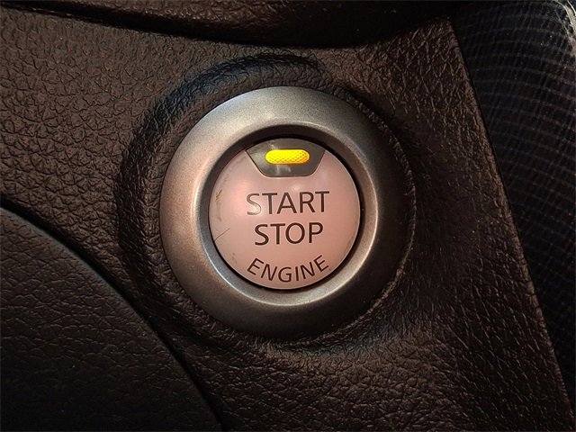 Used 2018 Nissan Sentra SR w/ SR Midnight Edition Package image 22