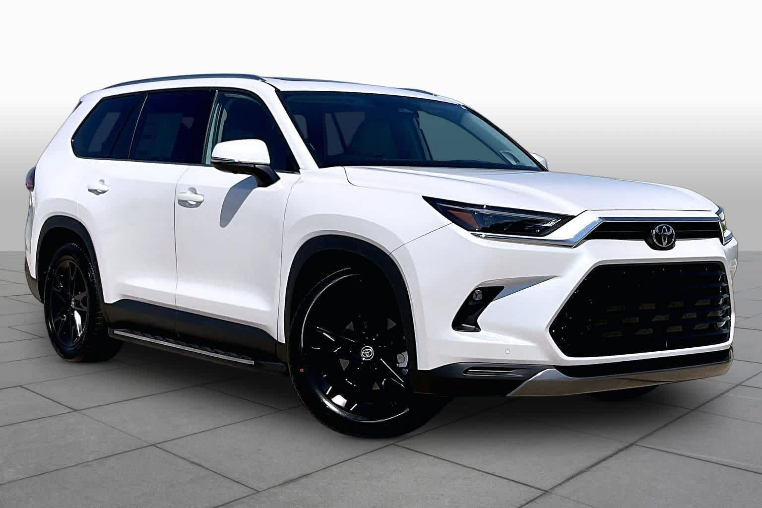 New 2026 Toyota Grand Highlander FWD image 2