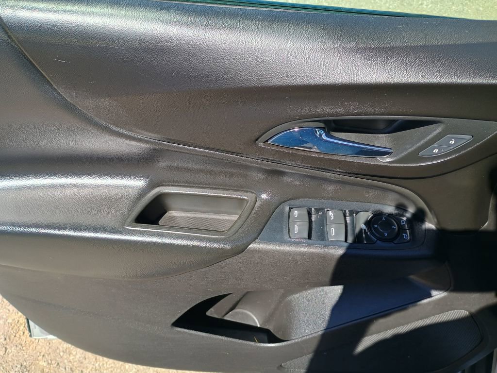 Used 2019 Chevrolet Equinox LT image 13