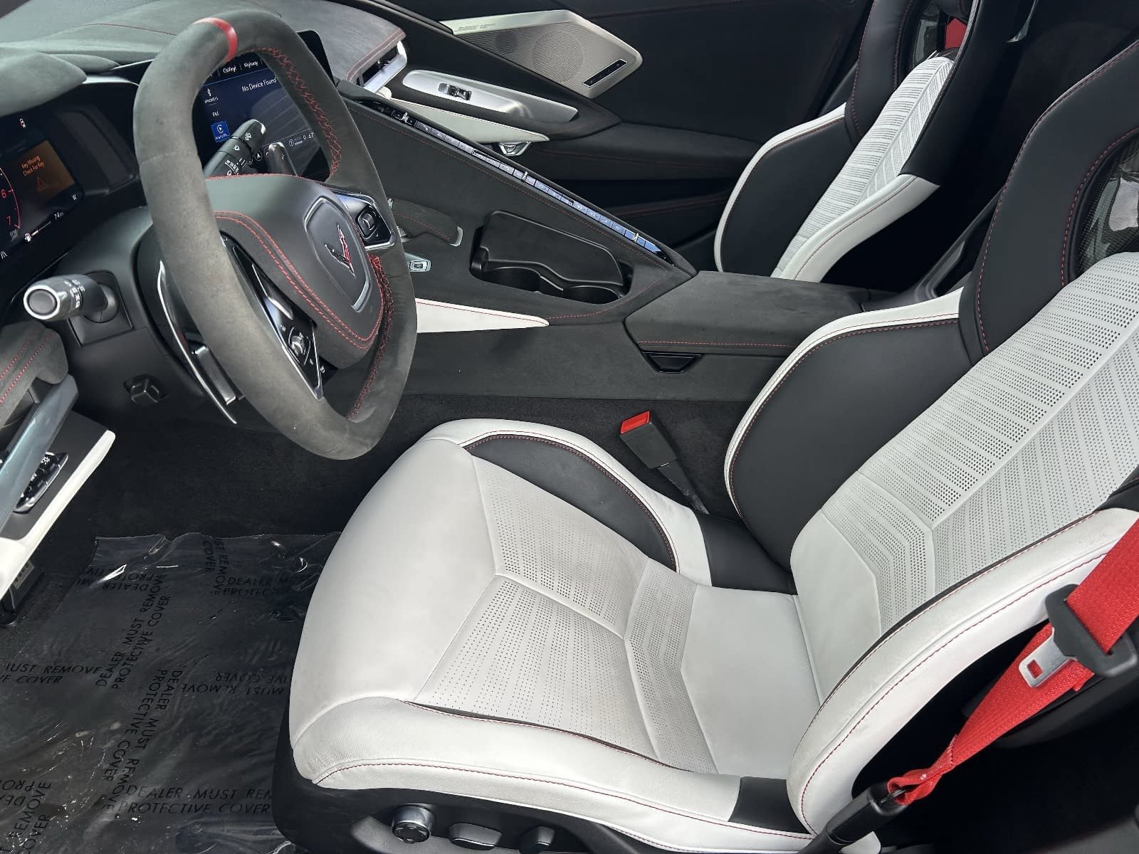 Used 2023 Chevrolet Corvette Stingray Premium Cpe w/ Z51 Performance Package RWD image 23