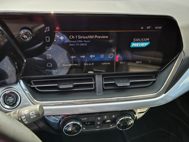 Used 2025 Chevrolet Trax LT w/ Driver Confidence Package image 13