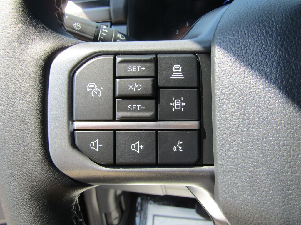 New 2025 Ford F150 Lariat w/ Equipment Group 501A Mid image 22