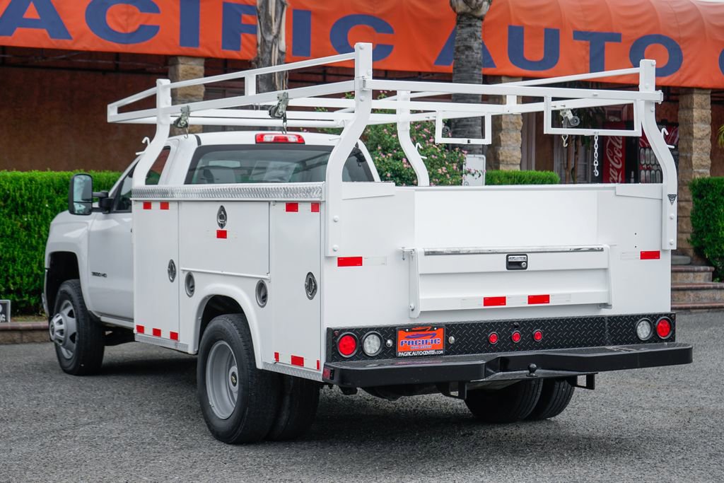 Used 2018 Chevrolet Silverado 3500 W/T RWD image 7